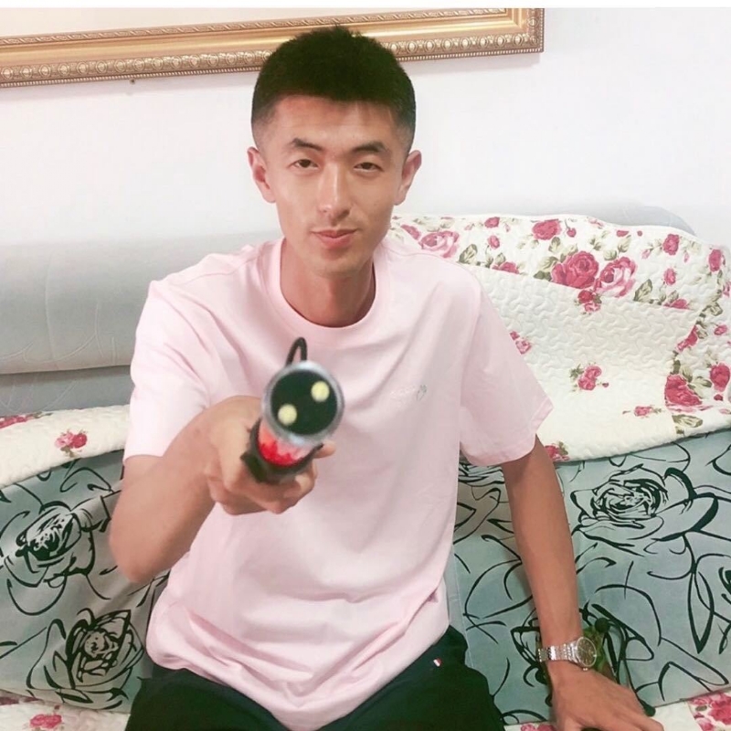 转身留下孤独的她的第二张照片--残疾人相亲网