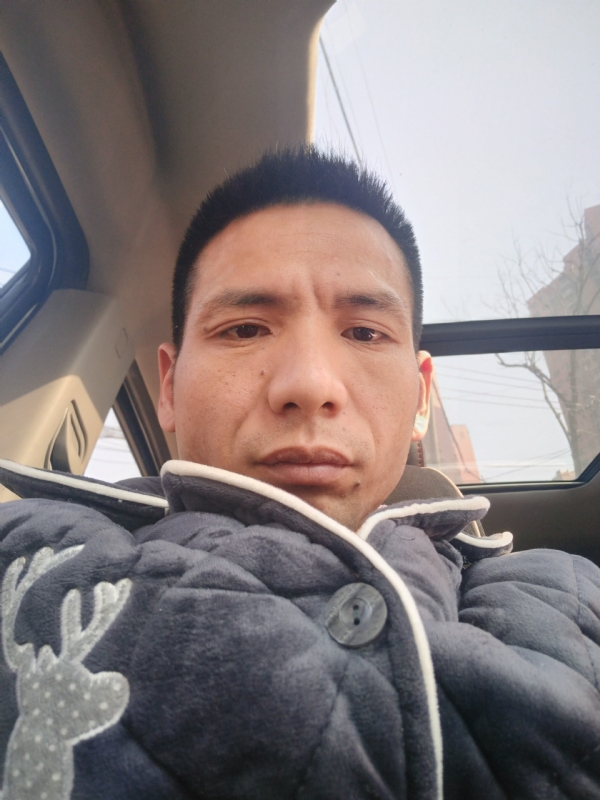 青春不长在的第一张照片--残疾人相亲网