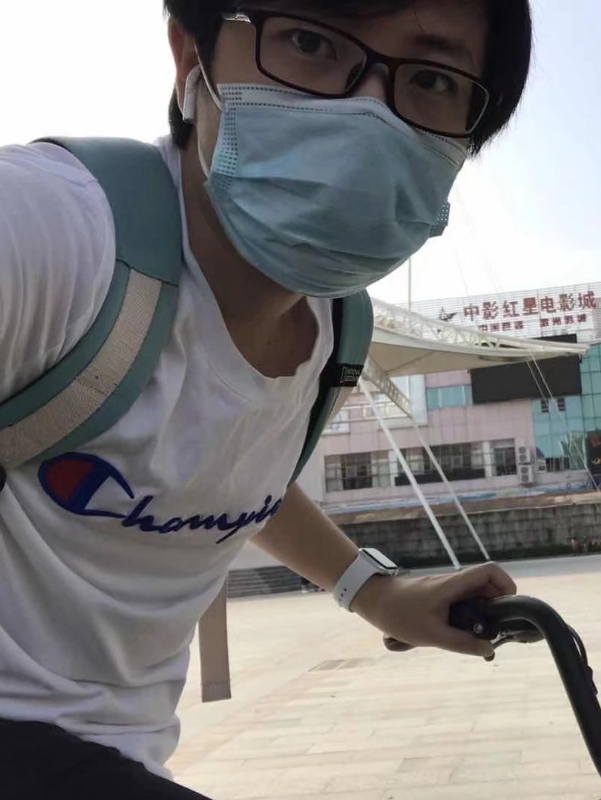 丁先生的第二张照片--残疾人相亲网