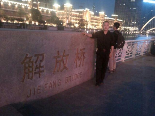 海阔天空的第一张照片--残疾人相亲网