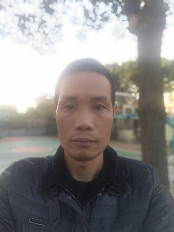 王耀明的第一张照片--残疾人相亲网