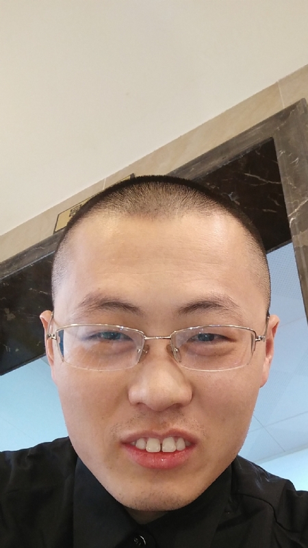 陈彩的第一张照片--残疾人相亲网