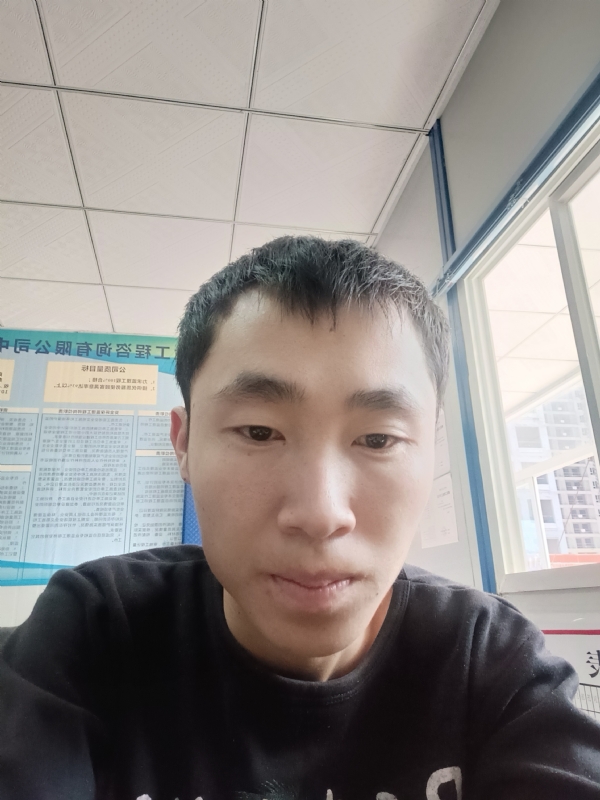 小哥哥的第一张照片--残疾人相亲网