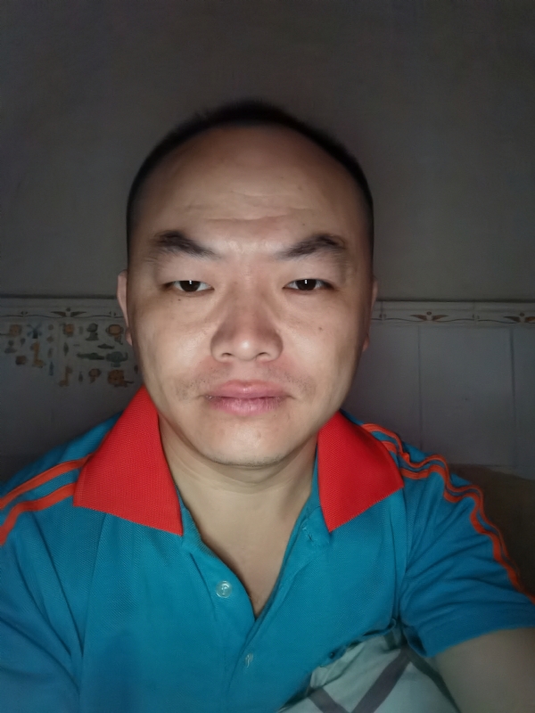 与子携老的第三张照片--残疾人相亲网