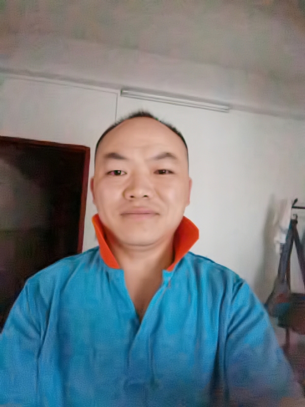 与子携老的第四张照片--残疾人相亲网