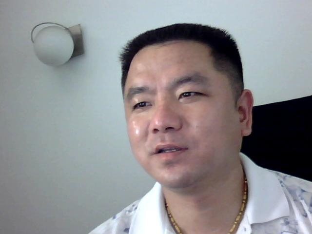 孤寂狼王的第一张照片--残疾人相亲网