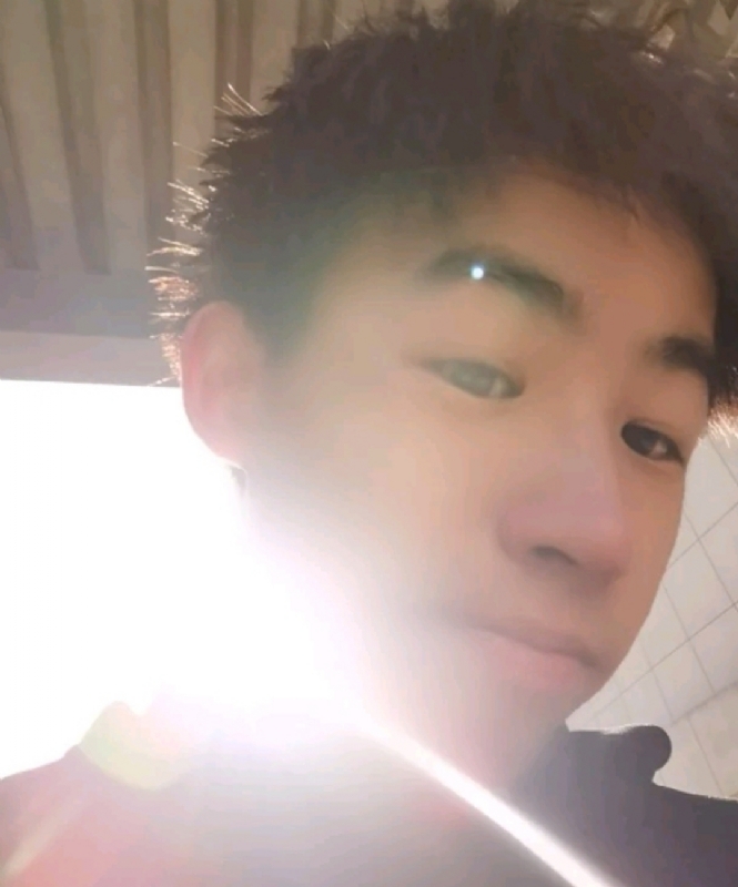 吻风的第一张照片--残疾人相亲网