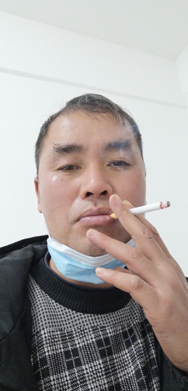 龙心的第一张照片--残疾人相亲网