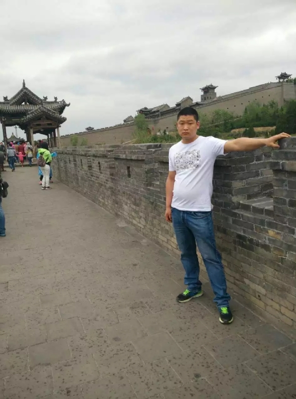奥沙利龙的第一张照片--残疾人相亲网