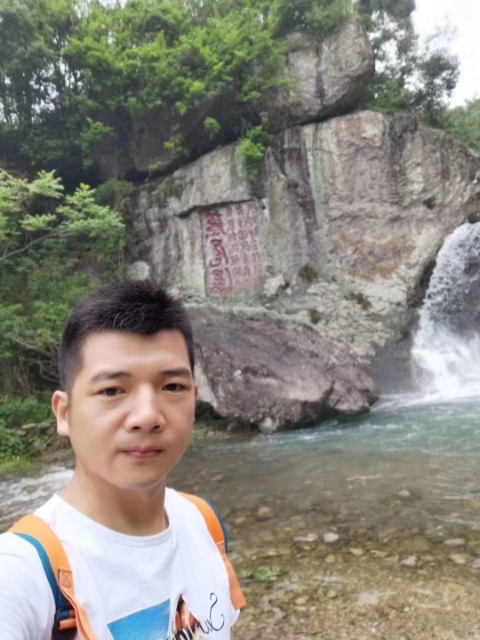 愿得一人心的第一张照片--残疾人相亲网