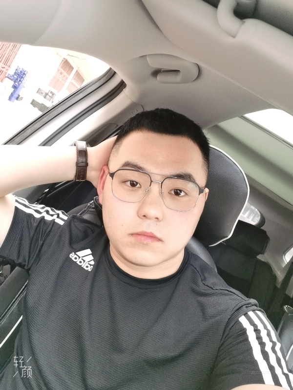 海阔天空的第一张照片--残疾人相亲网