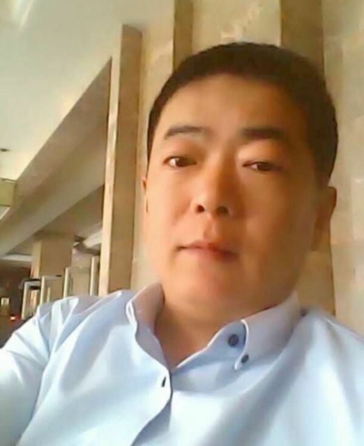 落叶随风的第一张照片--残疾人相亲网