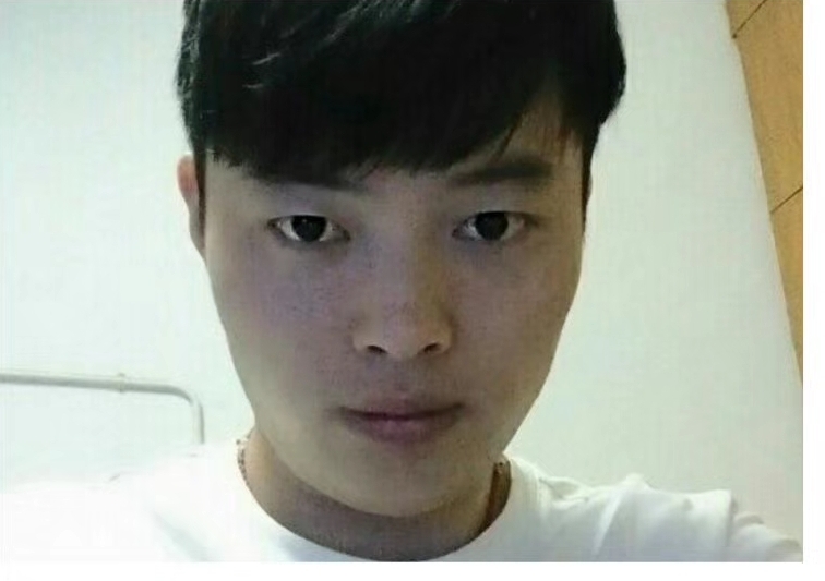 小张哥哥的第一张照片--残疾人相亲网