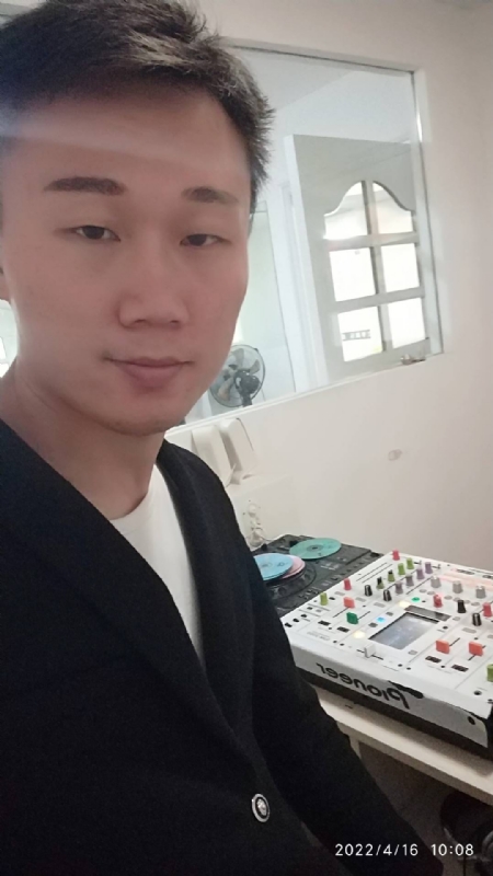 林锋的第一张照片--残疾人相亲网