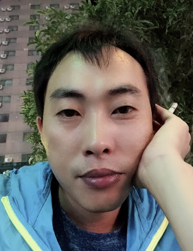 一直在路上的第一张照片--残疾人相亲网