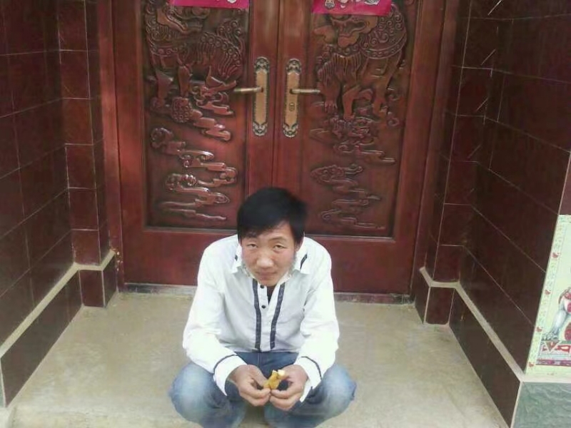 潘先生的第一张照片--残疾人相亲网