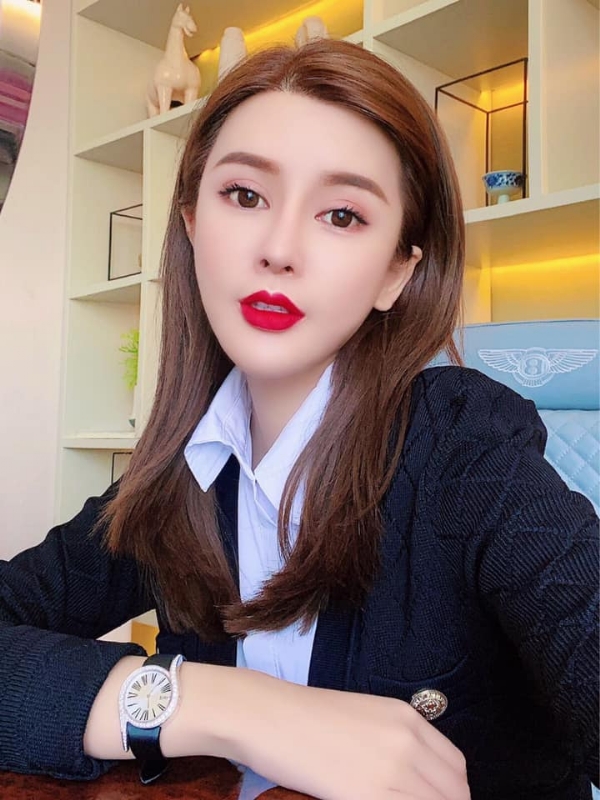 李嘉薇的第一张照片--残疾人相亲网