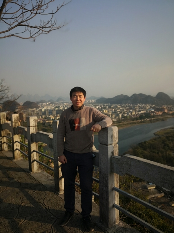 漓江之上的第三张照片--残疾人相亲网