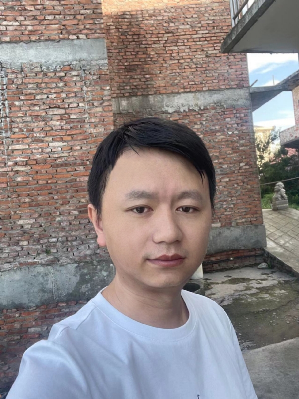 行人的第一张照片--残疾人相亲网