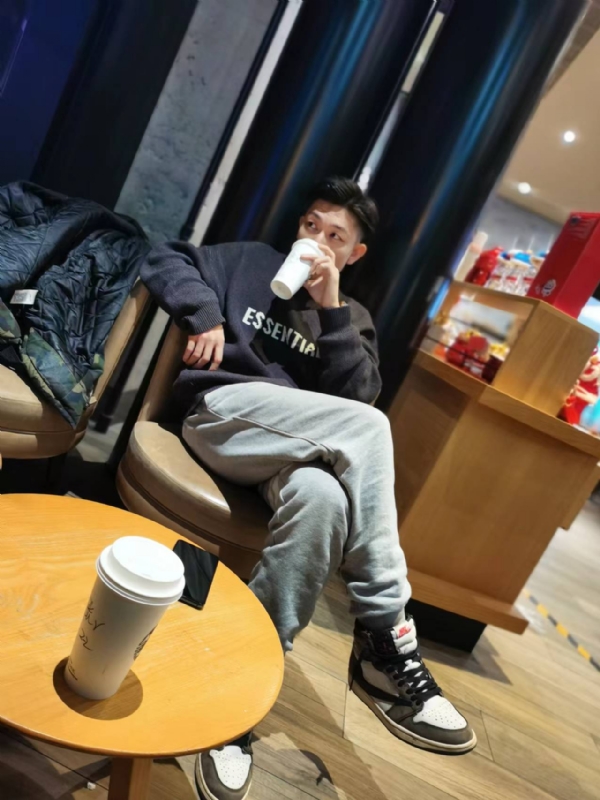LAZY的第一张照片--残疾人相亲网