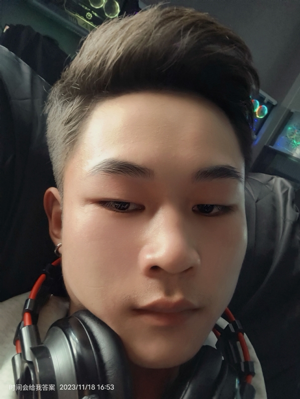 烦烦的小林的第一张照片--残疾人相亲网