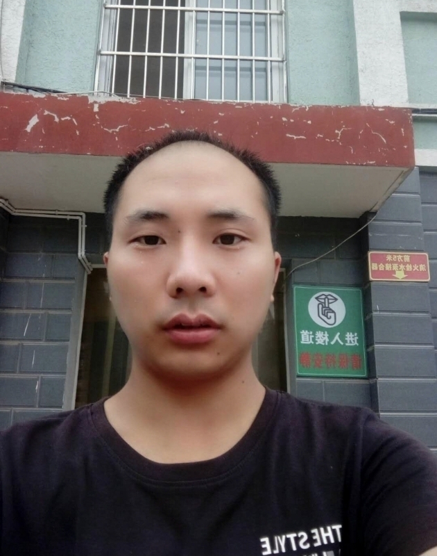 亮亮的第一张照片--残疾人相亲网