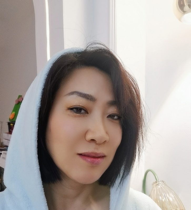 火玫瑰的第一张照片--残疾人相亲网