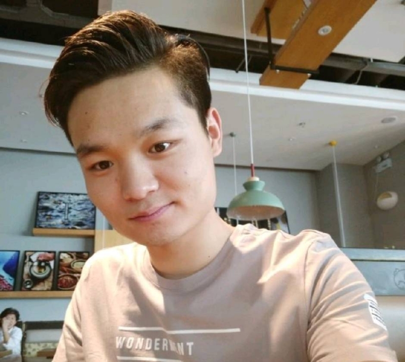 裴海洋的第一张照片--残疾人相亲网