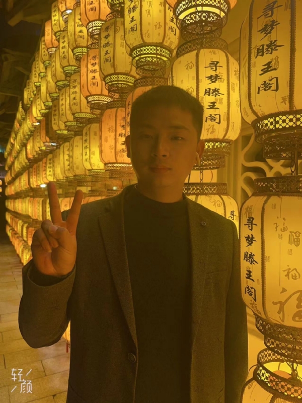 剩下的果实的第一张照片--残疾人相亲网
