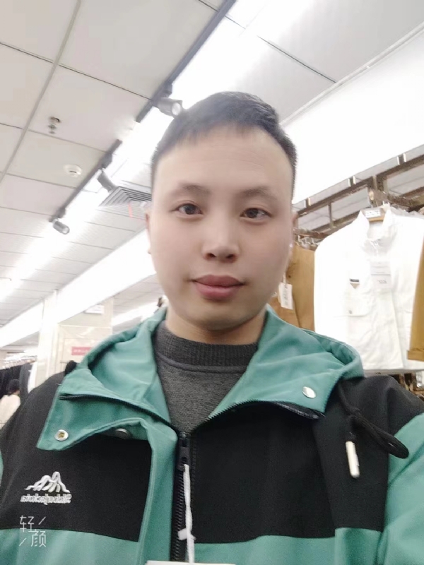 王琦的第一张照片--残疾人相亲网