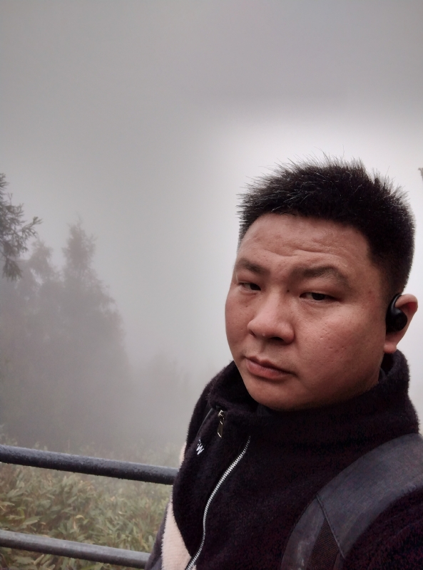 何何何的第一张照片--残疾人相亲网