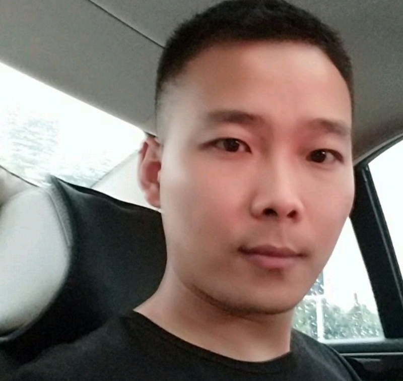 李先生的第二张照片--残疾人相亲网