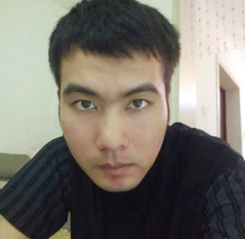 哭泣的小三的第四张照片--残疾人相亲网