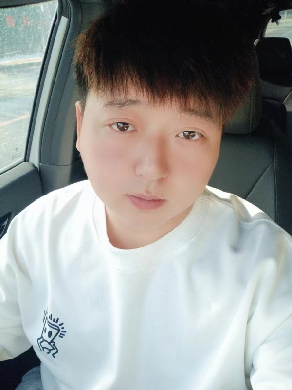 可乐加冰的第一张照片--残疾人相亲网