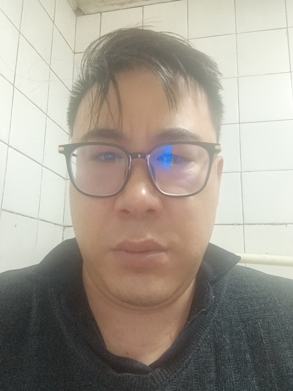迷失自我的第一张照片--残疾人相亲网
