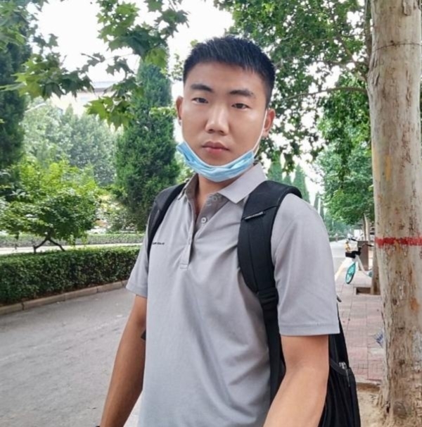 90年男征婚的第一张照片--残疾人相亲网
