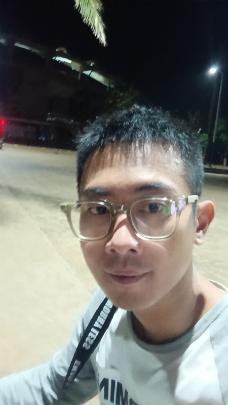 龙龙的第一张照片--残疾人相亲网