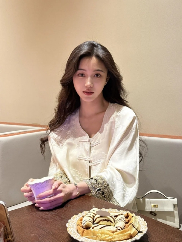 Anna的第一张照片--残疾人相亲网