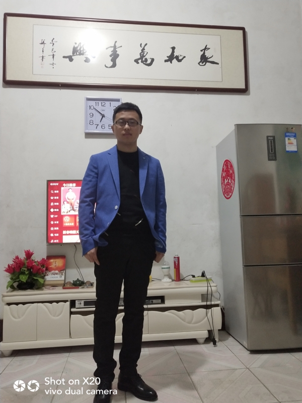 孤独的狼的第一张照片--残疾人相亲网