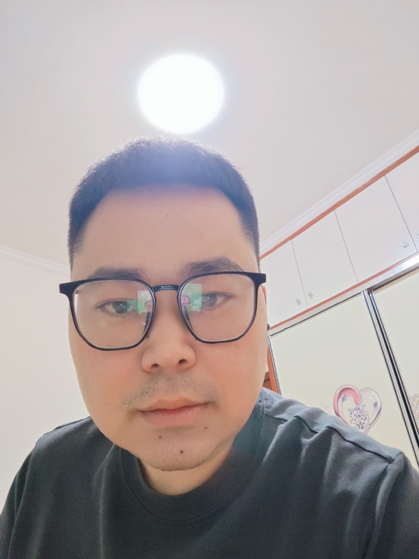 路飞的第一张照片--残疾人相亲网