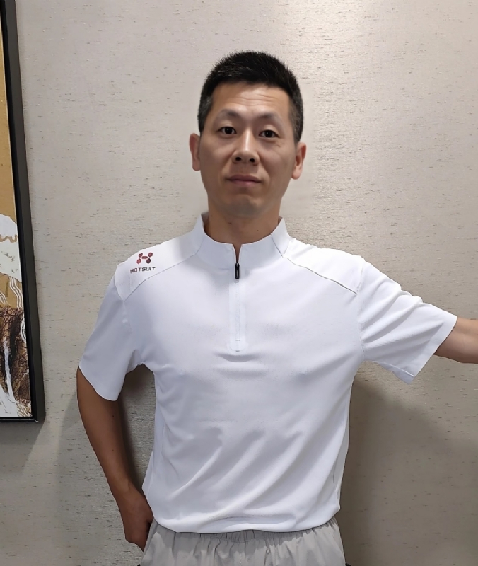红旗下长大的第一张照片--残疾人相亲网