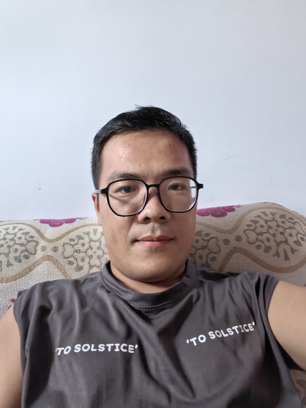 卫TF的第二张照片--残疾人相亲网