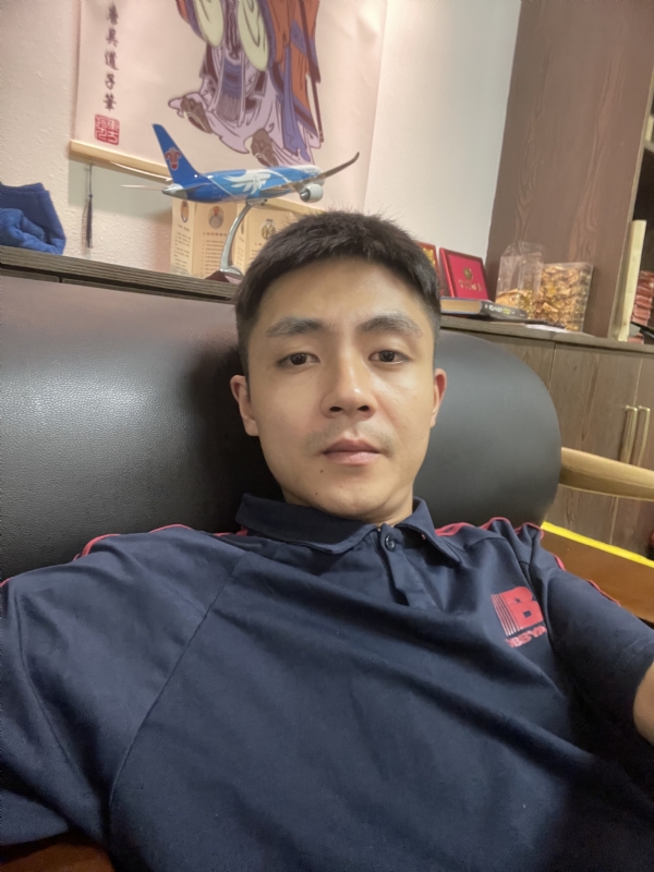 曾曾日上的第一张照片--残疾人相亲网
