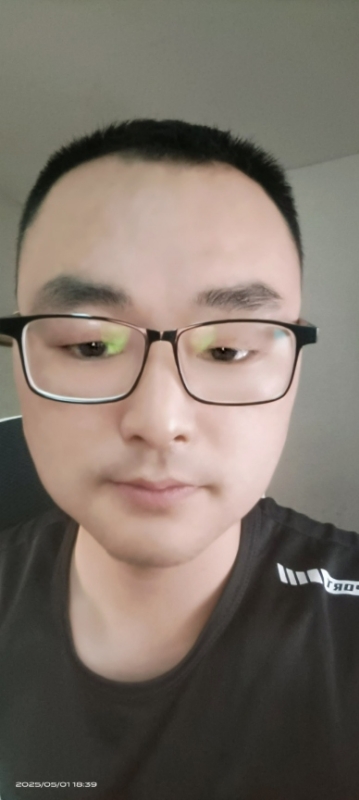 潮湿的心的第二张照片--残疾人相亲网