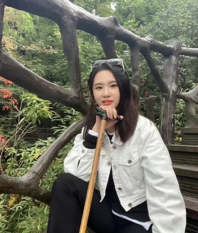 琪琪的第一张照片--残疾人相亲网