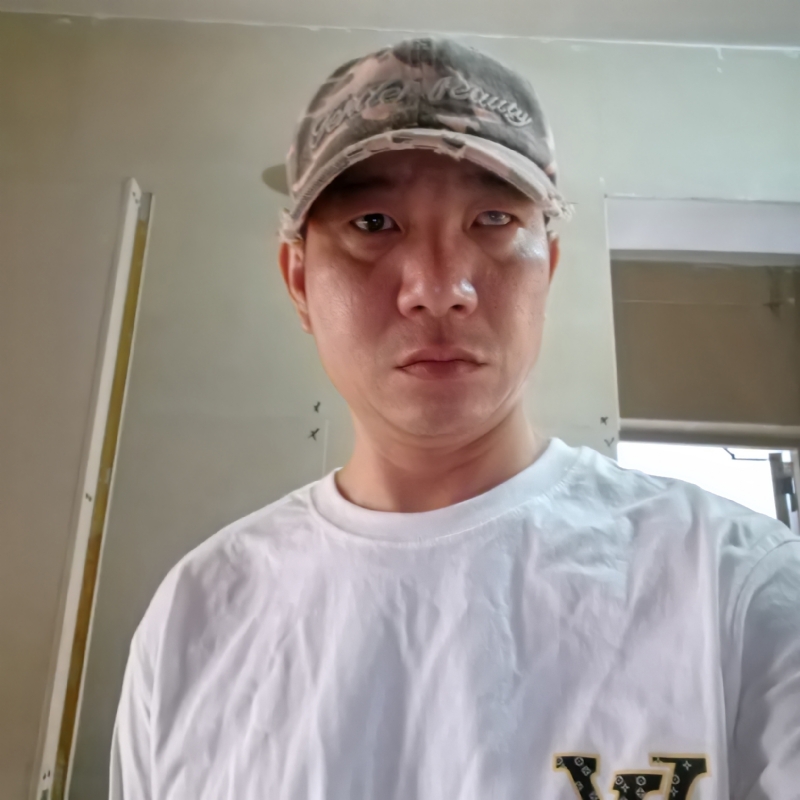 小心做人的第二张照片--残疾人相亲网
