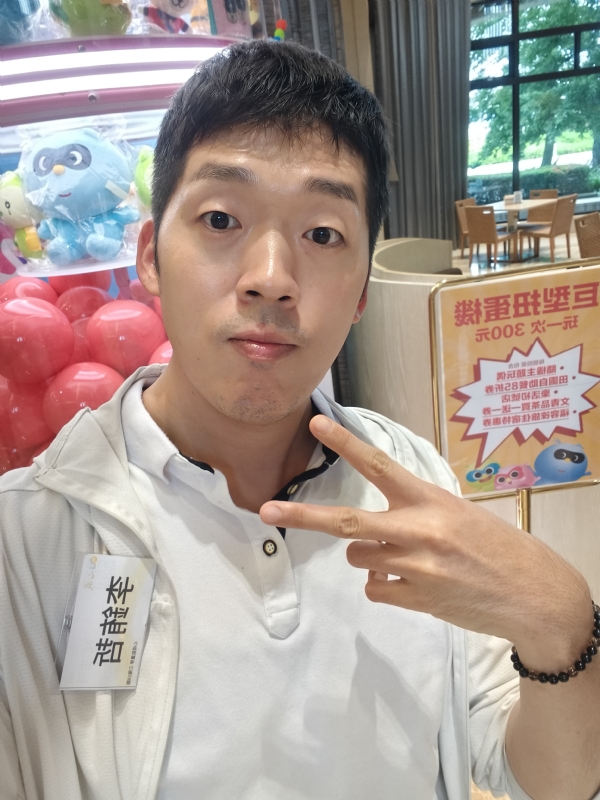 銪哲的第一张照片--残疾人相亲网