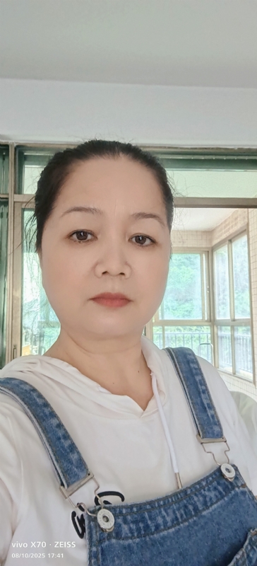 小巧玲珑的第一张照片--残疾人相亲网