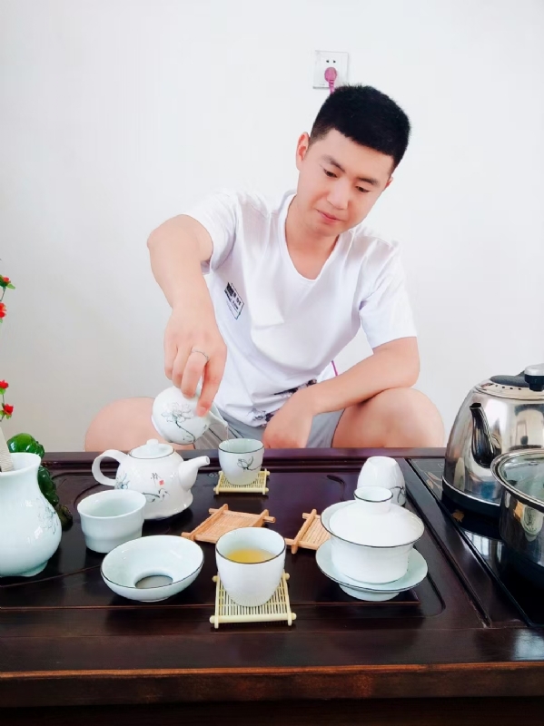 日月的第一张照片--残疾人相亲网